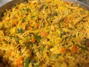 Read more about the article Arroz con Pollo estilo Panameño